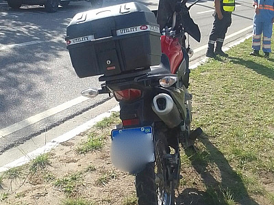 Motociclista morre após colisão com ciclista na rua da Balsa, em São Sebastião