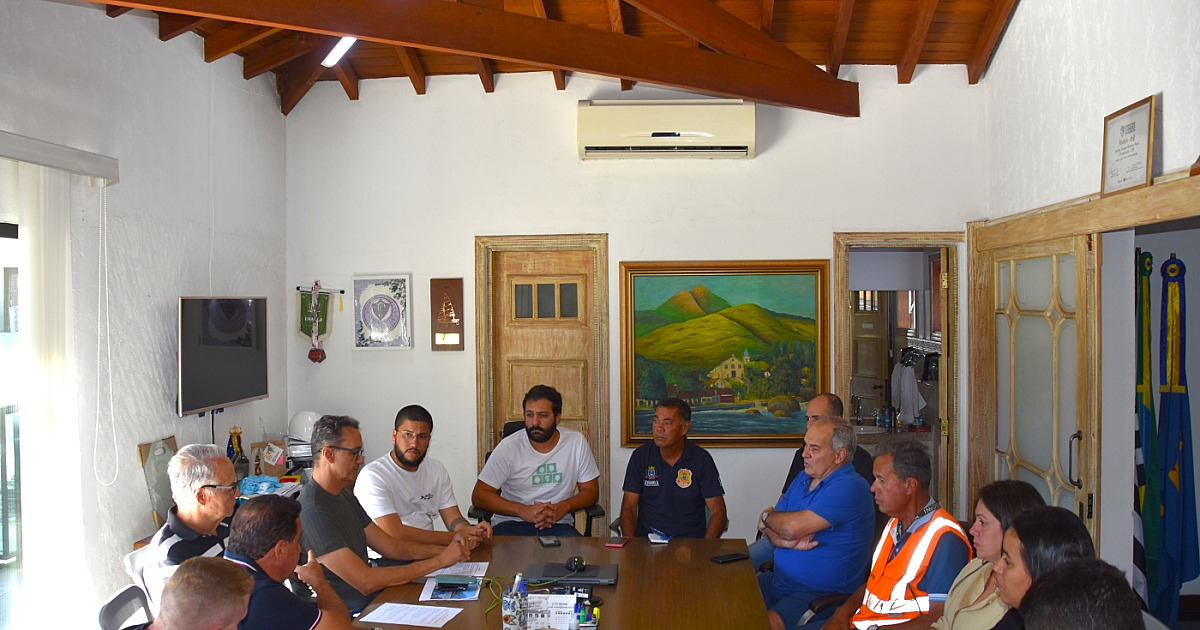 Prefeitura de Ilhabela lidera reunião estratégica sobre melhorias na operação da travessia Ilhabela–São Sebastião
