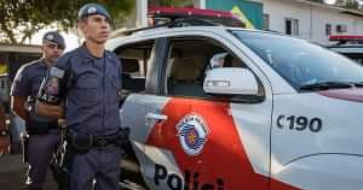 Motorista é preso com carro roubado em Ubatuba 