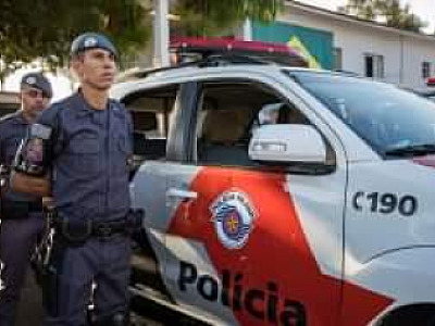 Motorista é preso com carro roubado em Ubatuba 