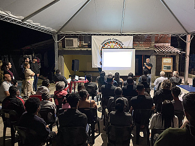 Prefeitura realiza reunião sobre regularização fundiária em Boiçucanga