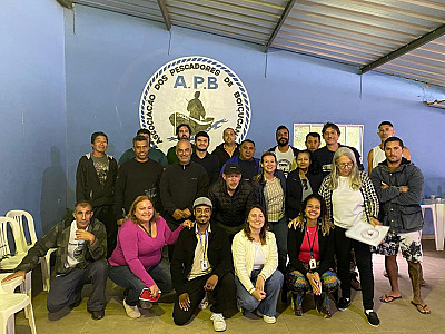 Pescadores de São Sebastião recebem visita técnica do Ministério da Pesca e Aquicultura