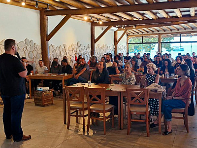 Prefeitura de São Sebastião leva edição do Café Empresarial para 6º Feirão de Negócios de Maresias