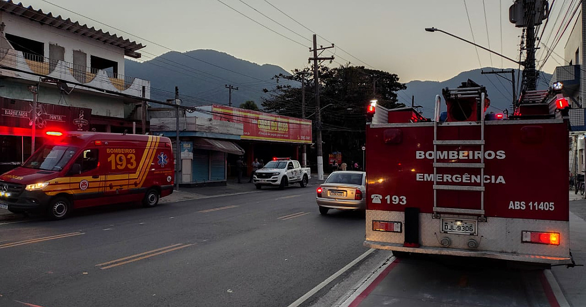 Explosão em loja de óleos deixa funcionário ferido em São Sebastião