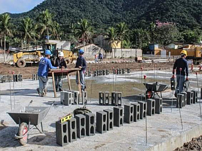Começam obras para construção das moradias para as vítimas da tempestade em Maresias