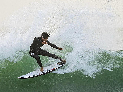 Após ser eliminado em Bells, Medina volta a se revoltar com arbitragem da WSL