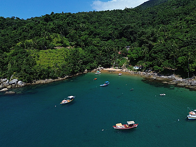 Ilhabela reforça ações de turismo sustentável com foco na preservação ambiental