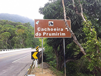 PM prende trio por roubo na Cachoeira do Prumirim, em Ubatuba