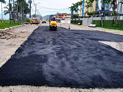 Prefeitura finaliza Operação Tapa Buracos na Avenida Maria de Lourdes da Silva Kfouri, no Massaguaçu