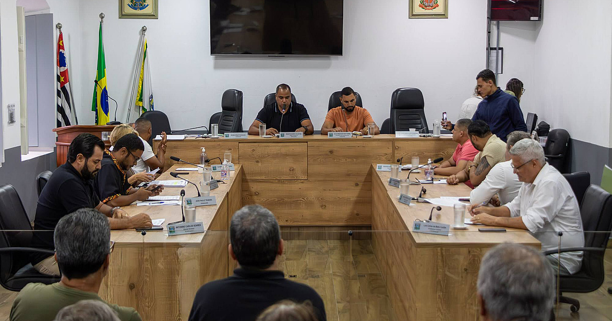 Vereadores aprovam criação de cargos, aumento de salários e gratificações em São Sebastião