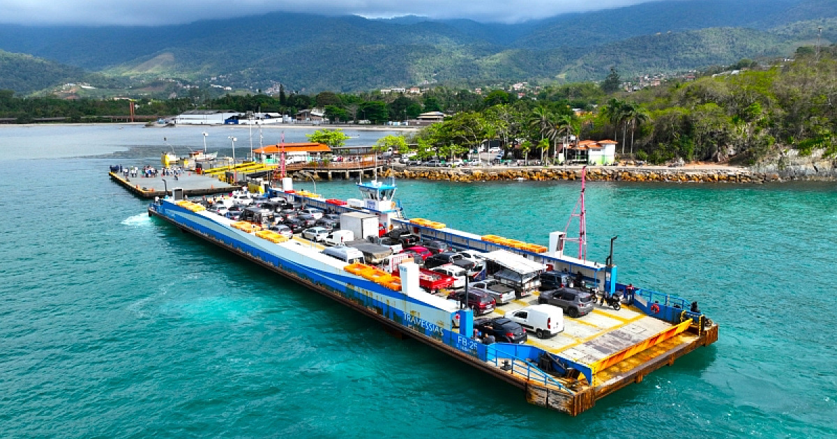 Entenda como funciona a travessia da balsa entre Ilhabela e São Sebastião: informações, regras e dicas