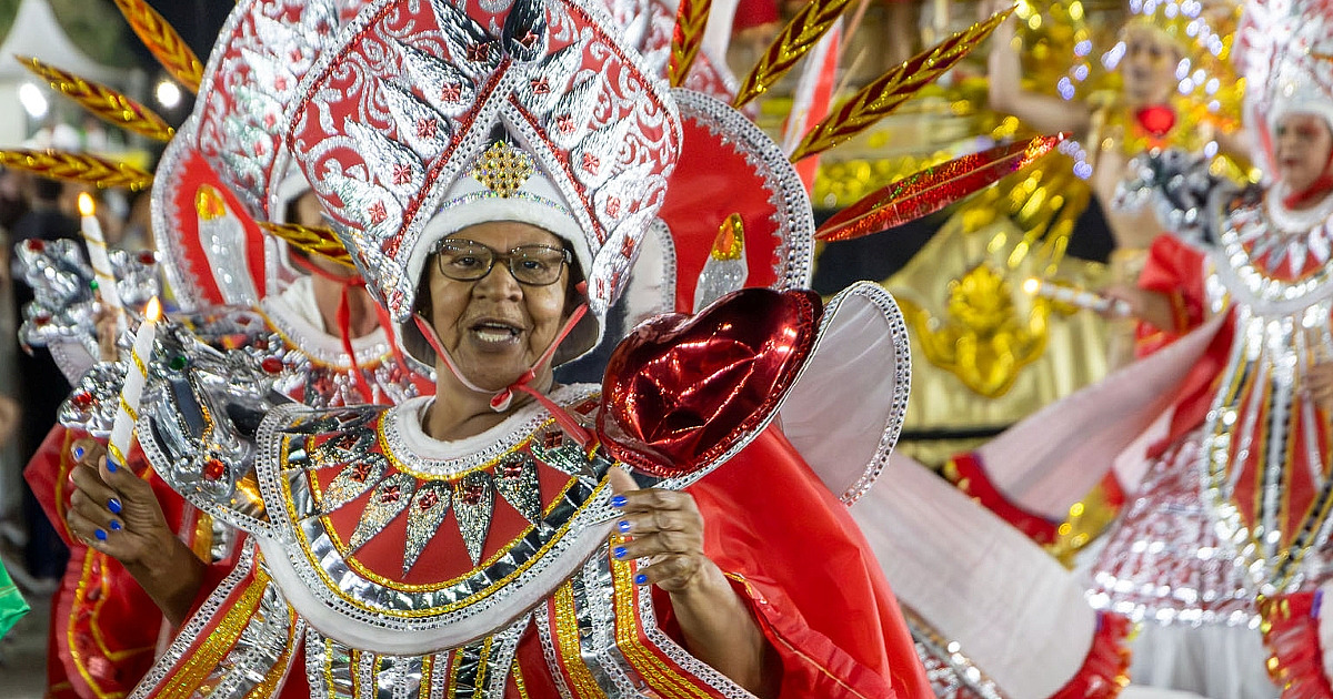 Desfile das Escolas de Samba de São Sebastião 2026 terá transmissão ao vivo e promete um verdadeiro espetáculo na Rua da Praia