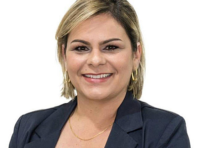 Após decisão unânime, Flávia Paschoal volta a ser prefeita e lei do silêncio impera em Ubatuba