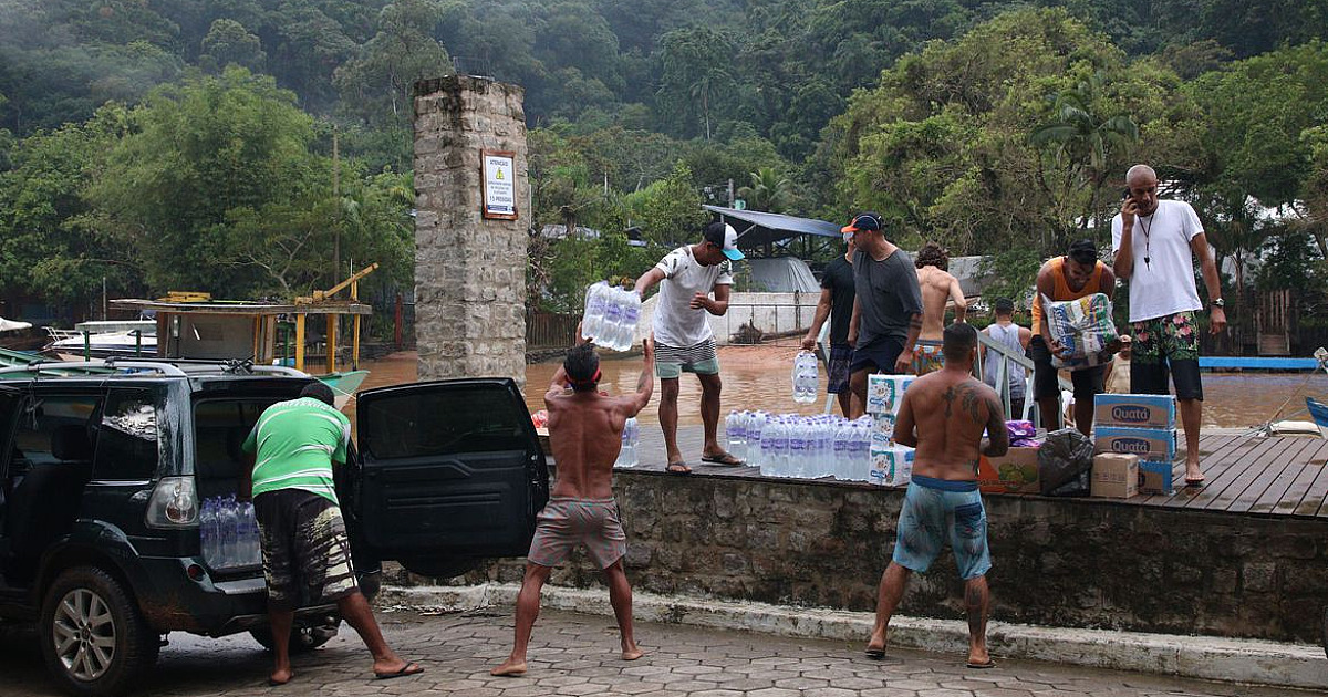 Abastecimento de água é parcialmente restabelecido em São Sebastião