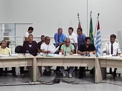 Vereadores anulam processo de cassação de Flávia Pascoal em Ubatuba
