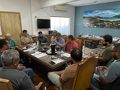 Prefeitura de Ilhabela discute ações no planejamento urbano e combate ao crescimento desordenado
