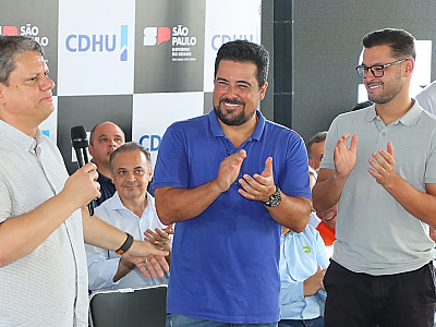 Pesquisa aponta liderança de Reinaldinho e alta aprovação de Felipe Augusto e Tarcísio de Freitas em São Sebastião
