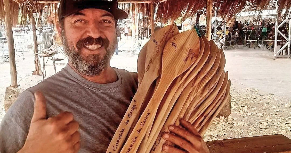 Mestre artesão Jupyra deixa legado cultural em Caraguatatuba