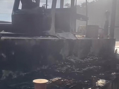 Vândalos ateiam fogo em equipamento de dragagem na costa sul de S.S