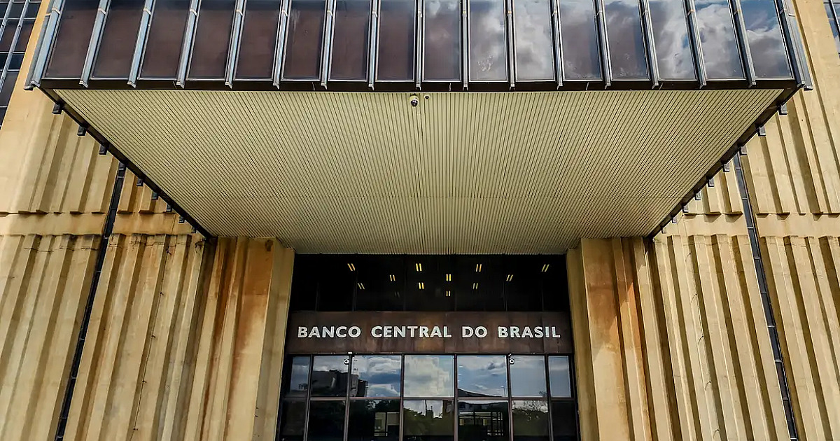 Copom eleva juros básicos da economia para 13,25% ao ano