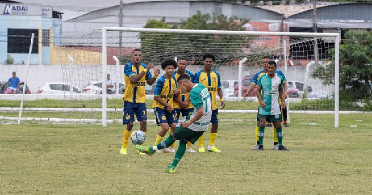 Finalistas das 1ª e 2ª Divisões do Campeonato Municipal de Futebol são definidos em jogos emocionantes
