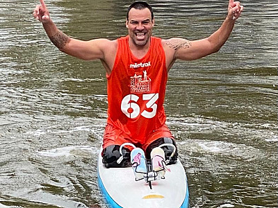 "Aquaman de Ubatuba" vence prova tradicional na Holanda e mostra que o exemplo é o maior motivador para a evolução