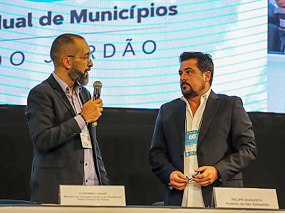 Felipe Augusto destaca resiliência de São Sebastião em palestra no 66º Congresso Estadual de Municípios
