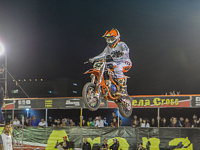 Trocas nas lideranças marcam segunda etapa do Arena Cross 2022 realizada em Caraguatatuba