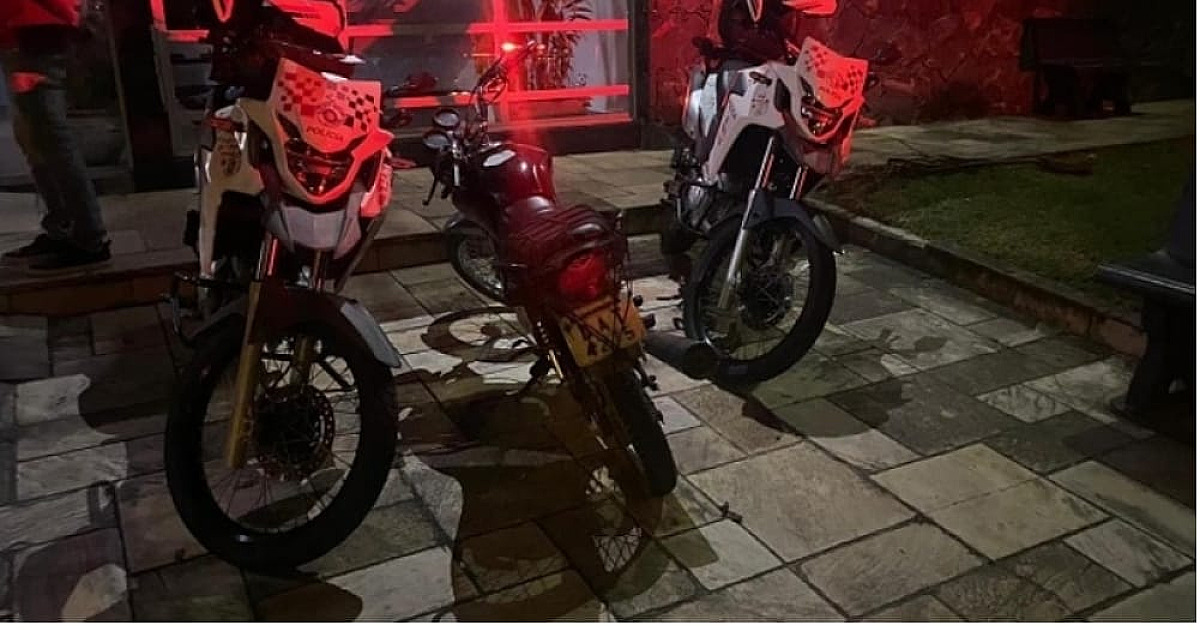 PM apreende dupla de adolescentes que ligou para vítima avisando sobre roubo