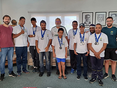 Alunos da Apae de Ilhabela são destaque em festivais de vôlei adaptado