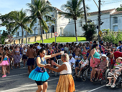 “Pegadera” anima foliões no São Francisco na despedida do Carnaval 2024 em São Sebastião