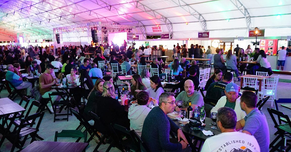 6º Festival Jazz & Vinhos começa amanhã com boa gastronomia, música e exposição de carros antigos