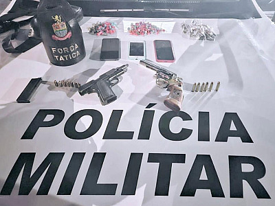 Força Tática prende 2 que iam cometer crimes e vender drogas em Caraguá no Réveillon