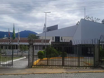 Servidor do TJ é alvo de operação por suspeita de vazar informações privilegiadas ao ex-prefeito de São Sebastião