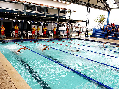 Teste físico seleciona 36 candidatos para curso de guarda-vidas temporários do verão 2025/2026 em Caraguatatuba
