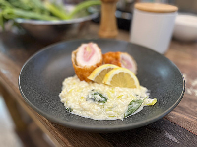 Destaque no outono, Chef Monica Mallet ensina “Risoto Preguiçoso” na Conversa com Sabor desta semana