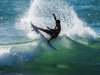 Após etapa em Narrabeen, Samuel Pupo segue em terceiro na busca por vaga no WCT 2024