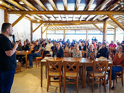 Café Empresarial reúne mais de 100 participantes em São Sebastião para fortalecer parcerias e impulsionar negócios