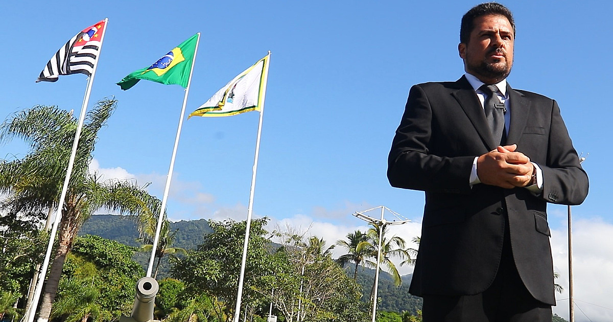 Felipe Augusto cancela ponto facultativo do dia 17 de março