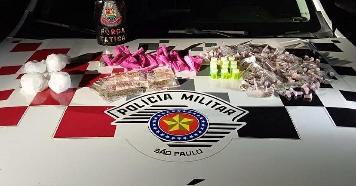 PM prende 2 com maconha, cocaína, haxixe e k2 em Caraguatatuba