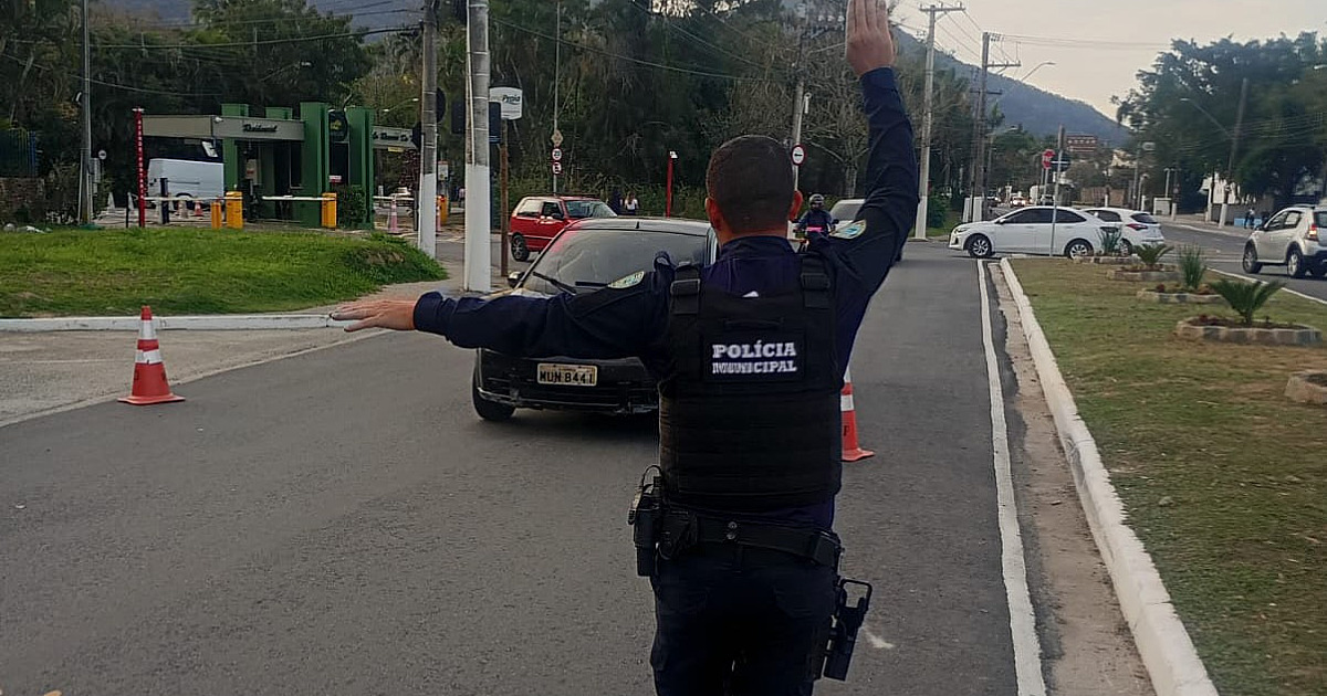 Polícia Municipal prende procurado da Justiça durante fiscalização no trânsito