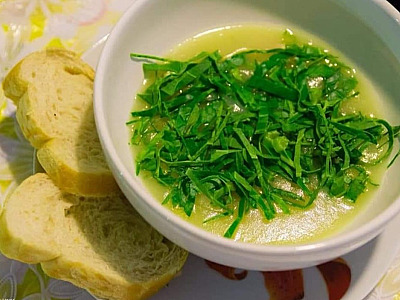 Caldinho verde pode ser um jantar especial neste inverno