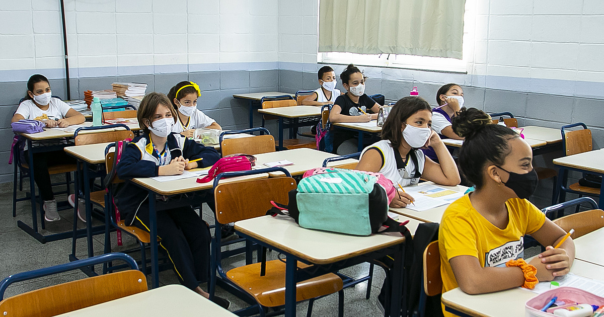 Escolas da rede municipal de São Sebastião retomam aulas presenciais em 7 de fevereiro
