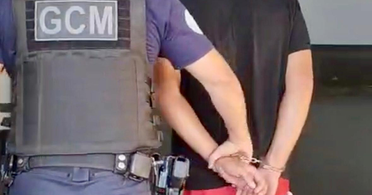 Homem é preso por tráfico de drogas no Morro do Algodão em Caraguatatuba