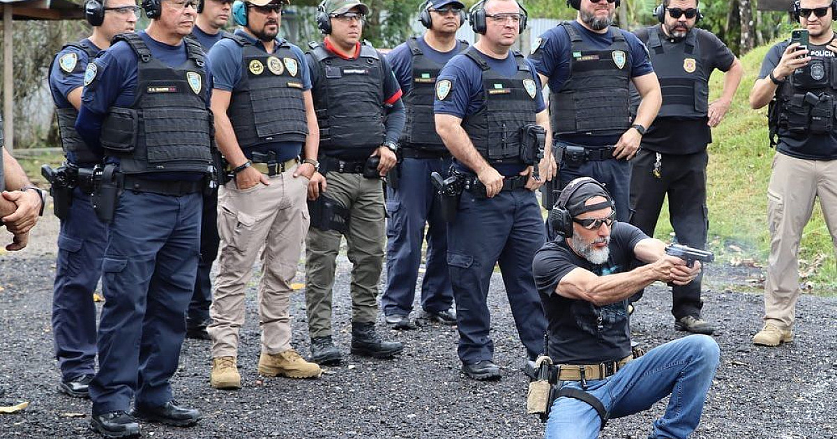 Felipe Augusto acompanha a Capacitação Policial em Treinamento Tático de Alto Risco
