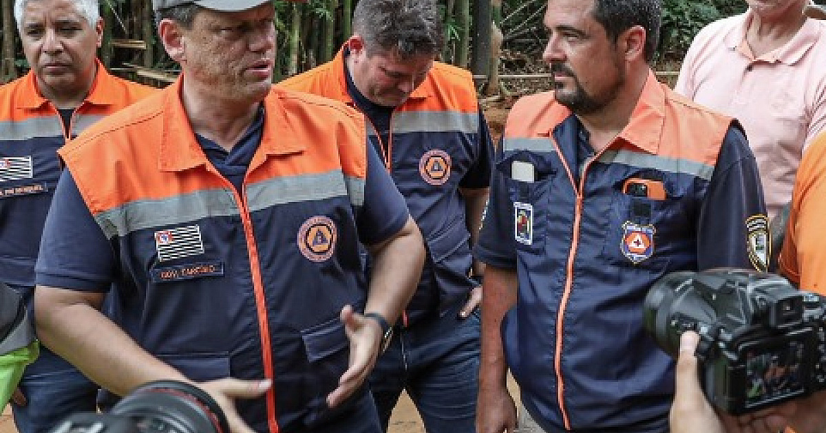 Felipe Augusto comemora desapropriação de área na Barra do Sahy para construção de moradias para vítimas realizada pelo Governo de São Paulo