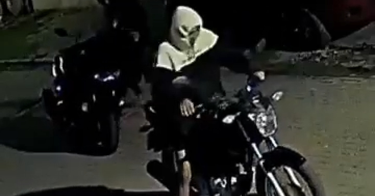 Duas motocicletas são furtadas de residência na Costa Norte de São Sebastião