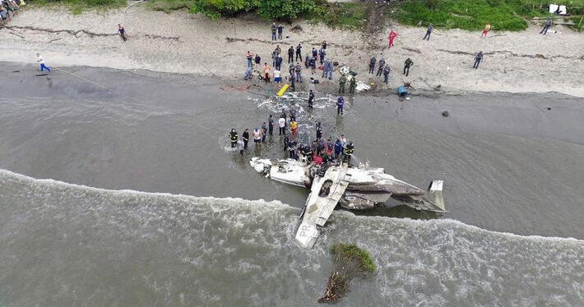 Mãe que estava no avião que caiu em Ubatuba salvou filhos, dizem testemunhas: "Que nem uma leoa"’