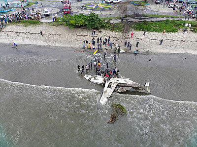 Mãe que estava no avião que caiu em Ubatuba salvou filhos, dizem testemunhas: "Que nem uma leoa"’