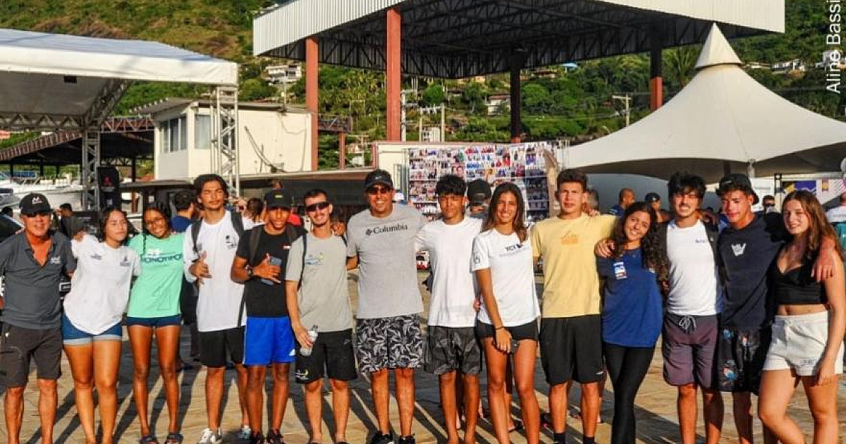 Alunos da Escola de Vela de Ilhabela se integram às tripulações da Copa Mitsubishi
